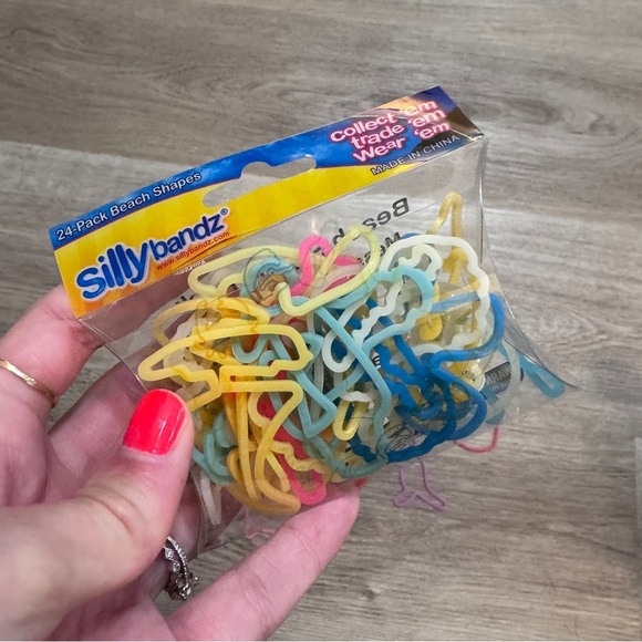 Silly Bandz Bracelet Assortment Letters Beach Bands - Picture 4 of 6